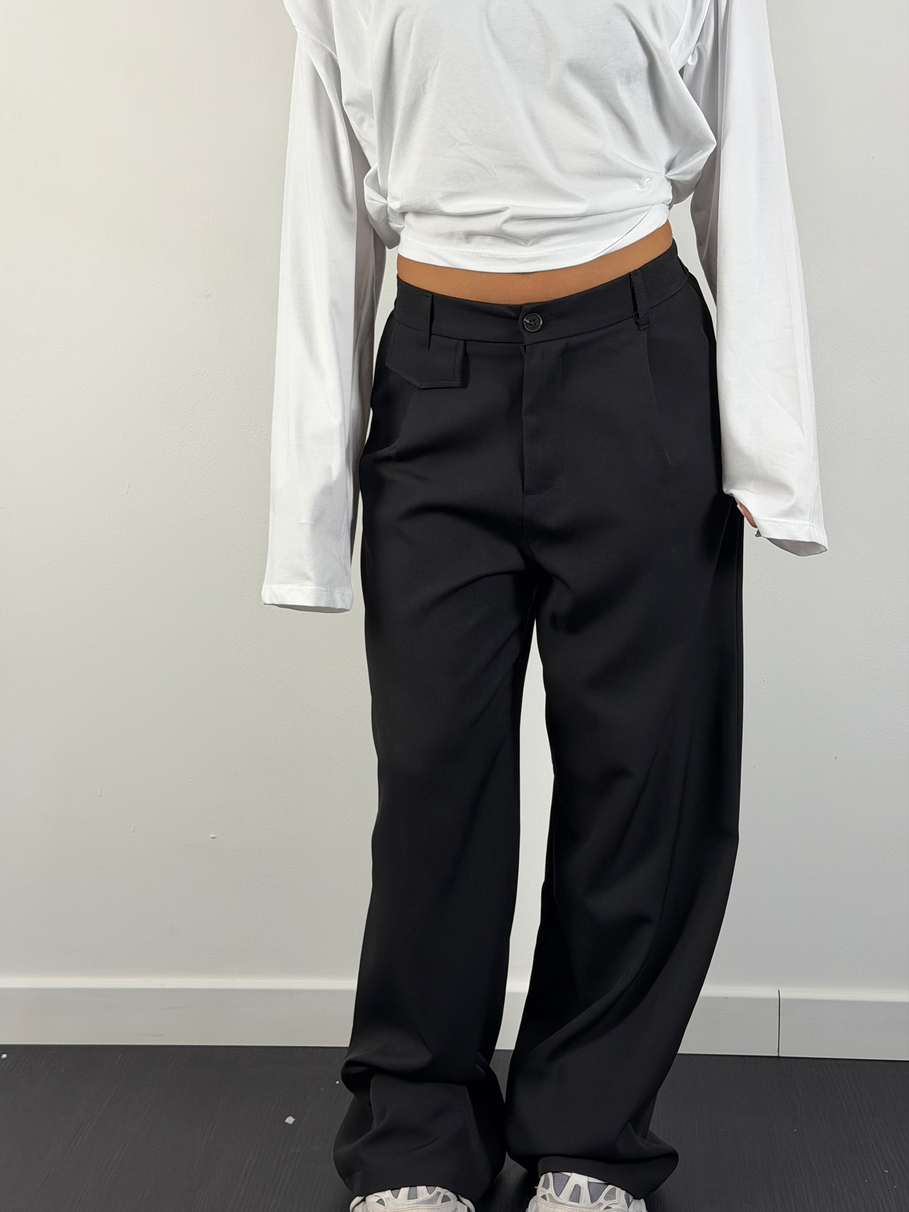Pantalone black