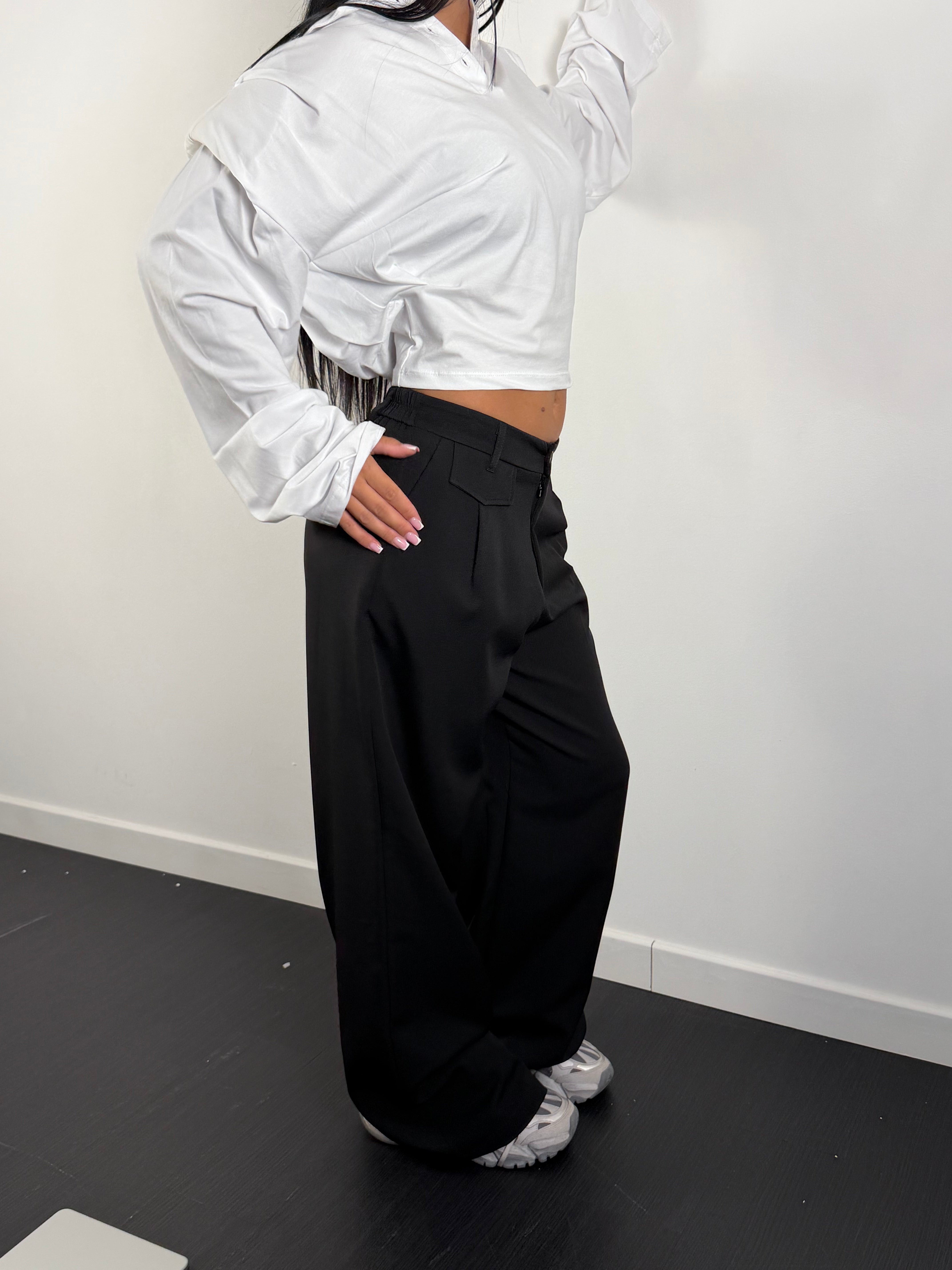 Pantalone black
